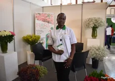 Sheila Adoyo of Flora Origins, a Kenyan based consolidating company, currently they are shipping roses and summer flowers to the Netherlands.