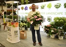 Brad Strabbing of Spring Measow Nursery with the Proven Winners Let’s Dance Can Do. Spring Meadow Nursery is the shrub ‘branch’ of Proven Winners.