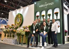 The team of the Valley Springs, the biggest hydrangea grower in Colombia and are now growing the bouquet and spray roses programme.