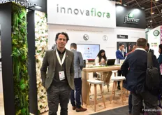 Camilo Alvarez, marketing director at Innovaflora. Innovaflora’s brands are Verdissimo, well known in the US and Europe, and Forever, well known in Asia and especially in Japan. At this trade show they are opening Innovaflora North America. More on this later in FloralDaily.