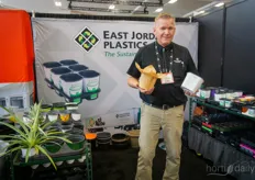 Tim Vaandering with East Jordan Plastics shows the possibilities offered by a combination of a Decowraps sleeve and the six inch Low Stadium pot (named so for looking after a football stadium). "It saves the grower 15 to 20 percent space, and up to 18 per cent on the rack, which reduces costs for shipping. And with the sleeves, its ready to go as a gift."