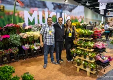 Rodrigo Rolon, Jose Vantia and Valeria Jauregui, Much Flowers