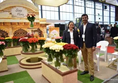 Dolly Maharwar and Narendra Patil of Soex Flora. They grow roses in India and are soon coming up with a tissue culture lab. More on this later on FloralDaily.