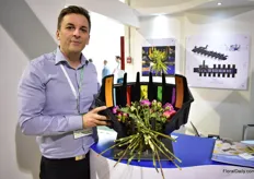 This bouquet maker of Mecaflor makes creating bouquets easier and offers better working conditions for the workers. More on this later in FloralDaily.