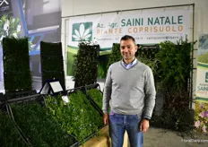 Filigura Alessandro of Saini Natale. In the category new assortments and commercial preparations of ornamental plants and cut flowers with a significant ecological, environmental and/or trade-fair related meaning, their vinca minor in clod won the fist prize in the “2019 Myplant and Garden novelties and innovations of the horticultural sector”. “Vinca minor in clod is an interesting plant for its use as a ground-covering plant able to control weeds and it is also innovative for its commercial preparation in clords.”