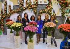 What grower can boost a sales team this pretty?! Must be Ascania roses, the biggest rose grower in Ukraine, who offers a wide assortment of cut & spring roses.