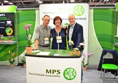 Remco Jansen, Charlotte Smit and Arthij Vermeer of MPS. Next year, they will celebrate their 25th anniversary. At the show, they handed out the MPS-GAP Certification that was achieved by Ball FloraPlant Las Limas Farm.