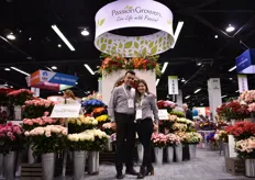Raul Rivera and Carolina Sarmiento of Passion Growers, a grower of mainly roses with farms in Colombia and Ecuador, on 800ha. The US is their main market where they have an office in Miami. They are known for their roses, but they grow all the flowers they use in the bouquets. 