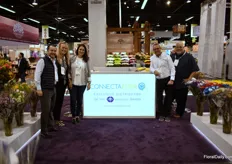 The team of Connectaflor, Esmeralda Farms' distributor for the US market.