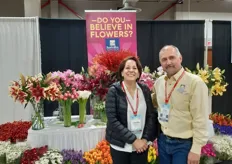 Dough from Sun Valley farms from Arcadia, Oxnard CA, and Lourdes Reyes Lourdes Reyes from BloomyProUSA behind the Carnavalle beautiful rose wallfrom BloomyPro believe in flowers!