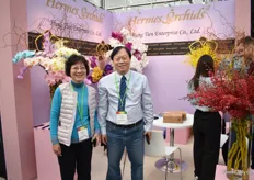 Olivia Lee and Lance Chang of Hermes Orchids presenting their orchids as well as their other products that they added recently to their assortment, like Vanta and the sprayed orchids. Other product that they started several years ago is Renenthera and lisianthus.