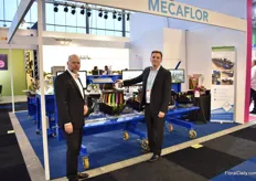 Laurent Surriray and Marc Molitor of Mecaflor presenting their eye-catching machine, the hand tied bouquet maker. The demand for this machine is increasing worldwide, explains Molitor.