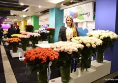 Anna Lisetska of Circasia & Vuelven presenting their award winning varieties. At the Proflora 2019, their roses won the 1st, 2nd and 3rd price in the category standard cut roses.