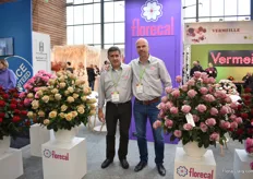 Xavier Beltran and Andre Ruigrok of Florecal presenting their Antique and Novel roses. Behind the rose Purple Moon, the rose on the right, there is a special story. "We planted this variety, but the breeder did not believe in it. But we believed in it and continued and succeed. Now, it is exclusive to Florecal worldwide and the demand and reactions are very good. It is a flower that you can use for any occasion."